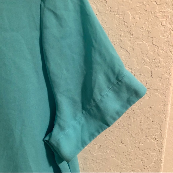 Worthington Egg Blue Round Neck Medium Blouse - Picture 3 of 5